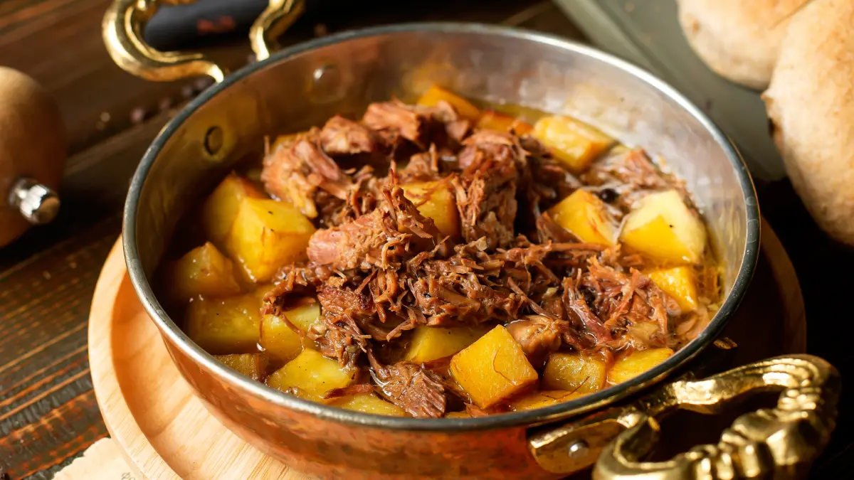 Vaca Atolada: Uma Receita Cremosa e Reconfortante para Dias Frios