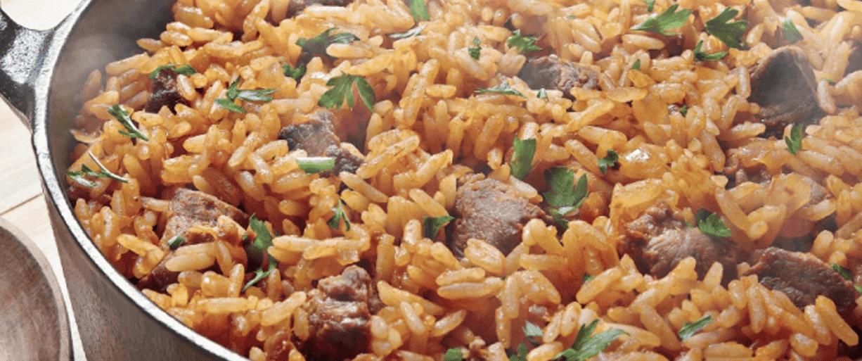 Arroz Carreteiro Tradicional: A Receita Saborosa que Conquista Qualquer Mesa