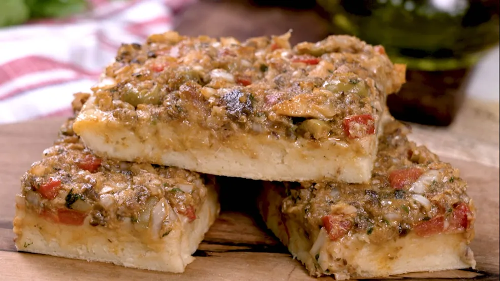 Receita de Pizza de Sardinha: Sabor Caseiro com um Toque Retrô que Conquista!